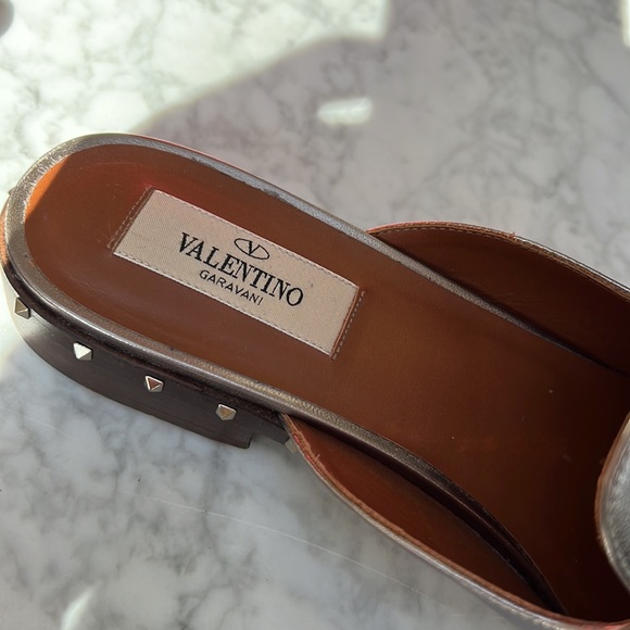 Valentino Platinum Studded Mule.  37.5 - Picture 7 of 10
